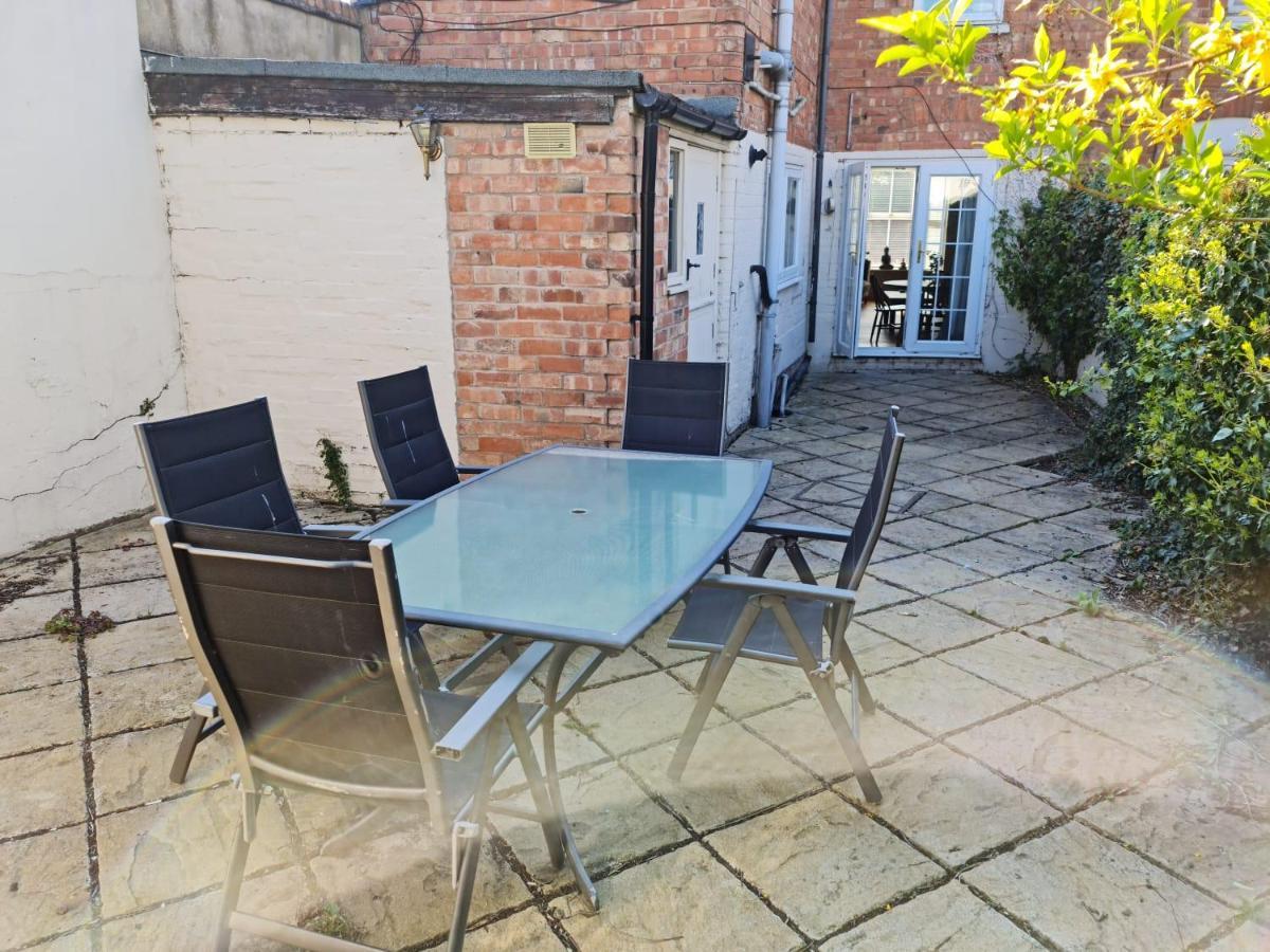 Bodhi Tree Cottage - Grove Road Cottages Stratford-upon-Avon Exterior foto